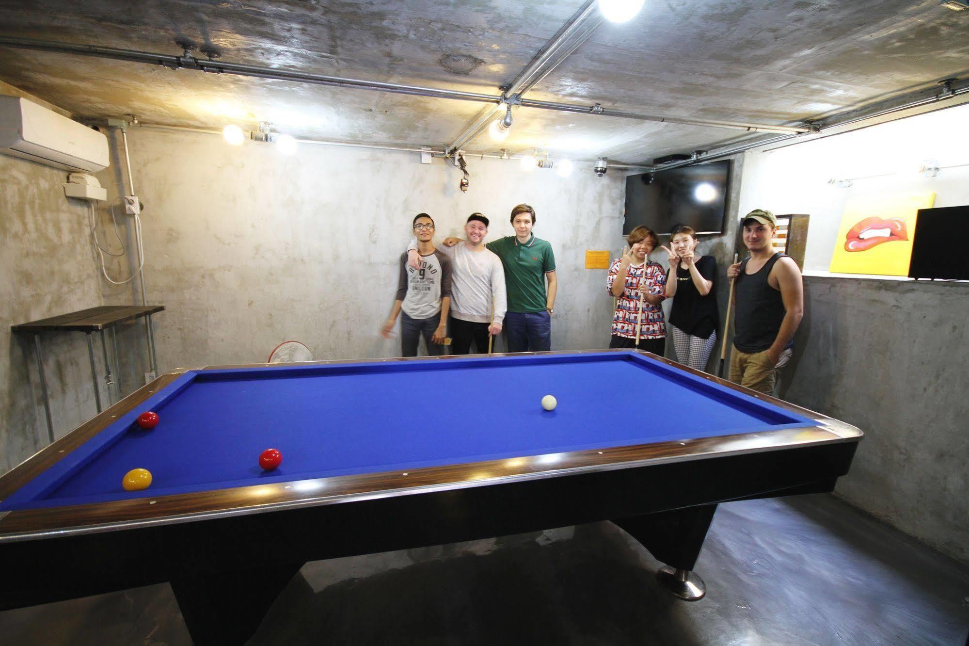 Time Travelers Party Hostel In Hongdae Seul Esterno foto